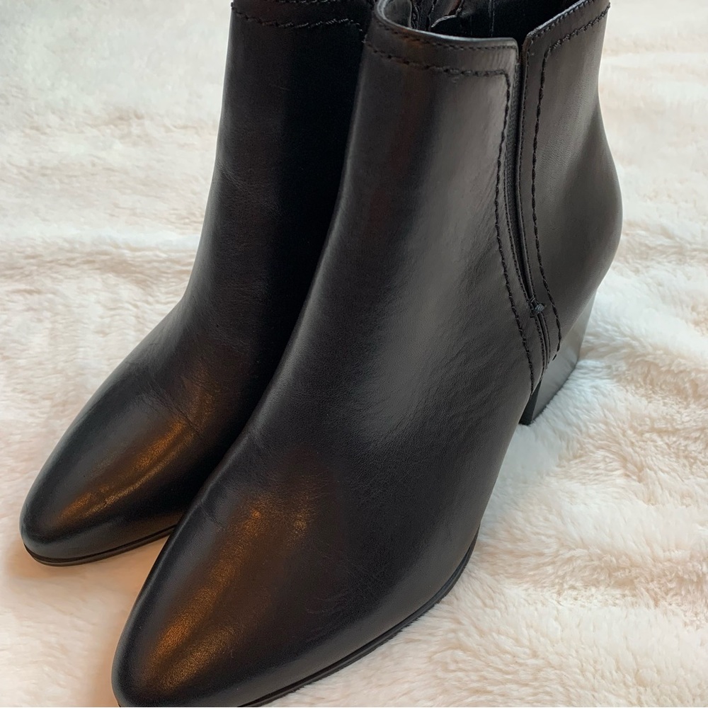 ALDO Black Leather Bootie 7.5